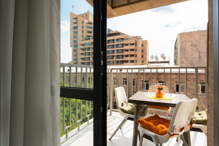 On Amiryan Str. 26/4-23/1 Apartments