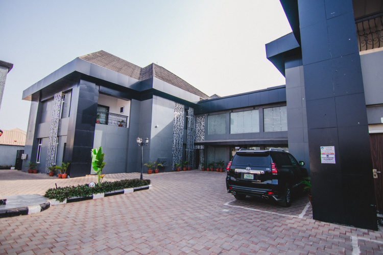 Bon Asaba Hotel