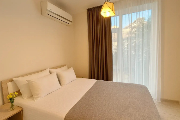 Фотография номера квартиры Апартаменты Двухкомнатные с Балконом в Cамом Сердце Адлера