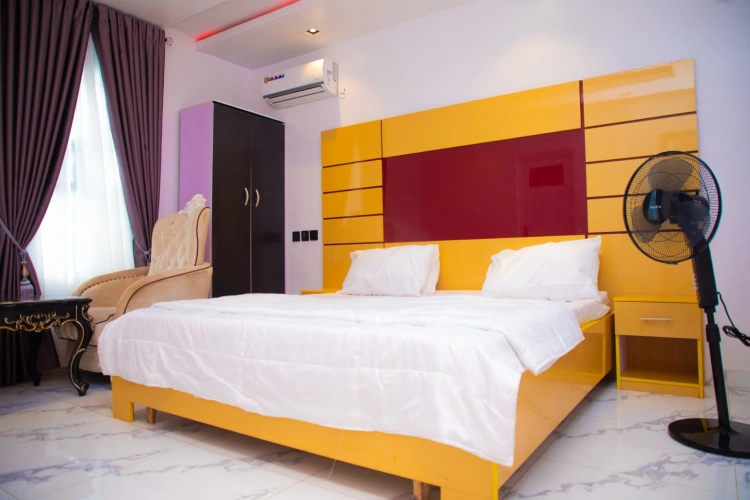 Deluxe Suite