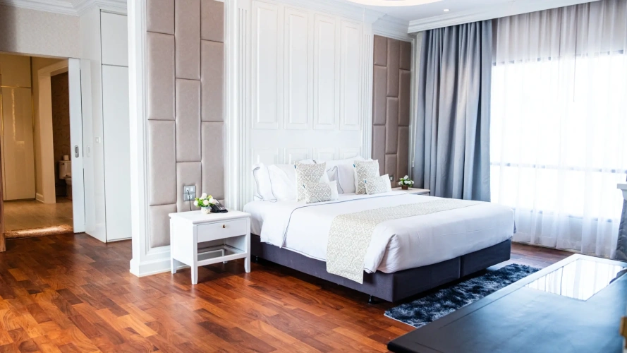 Presidential Suite with balcony and with river view