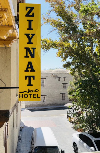 Ziynat Hotel