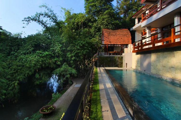 Little Ubud River View Villa
