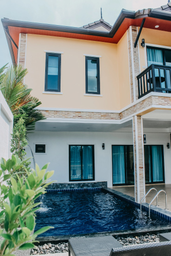 Elza Villa