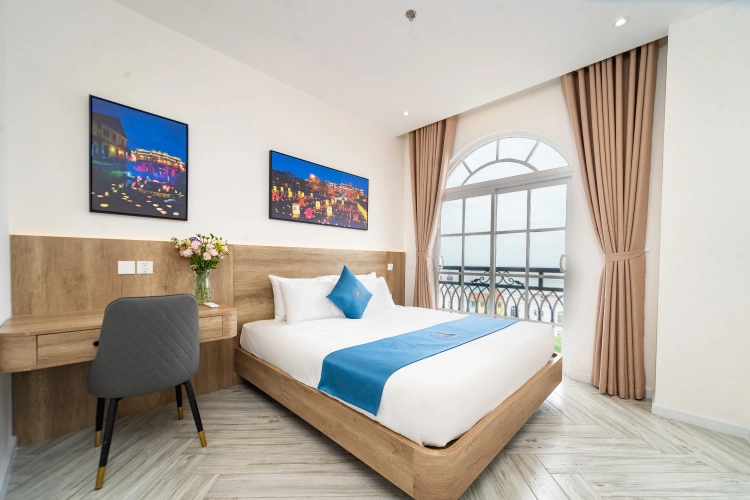 Premium Suite with balcony and with sea view