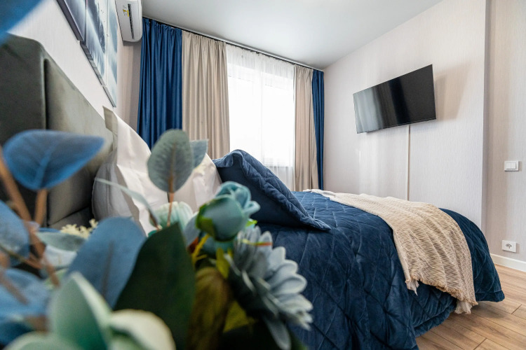 Фотография номера квартиры Апартаменты в самом сердце Центрального района Новороссийска с дизайнерским ремонтов и видом на море