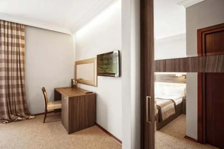 Фотография номера гостиницы Cruise Hotel