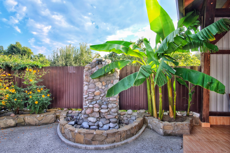 Viktoriya Guest House