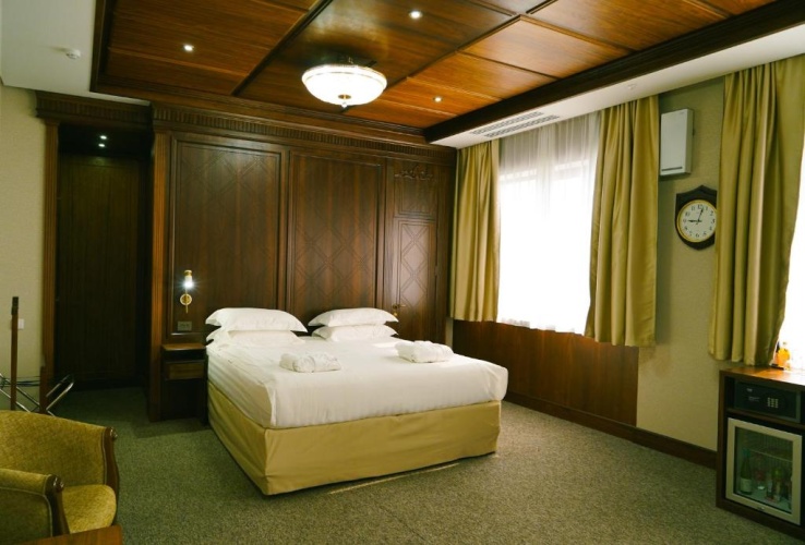 Double Suite