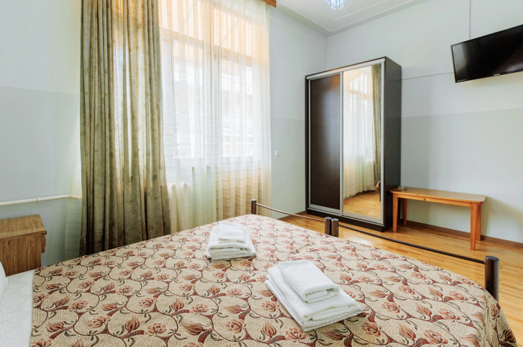 Фотография номера гостевого дома Лазурь Аллама групп