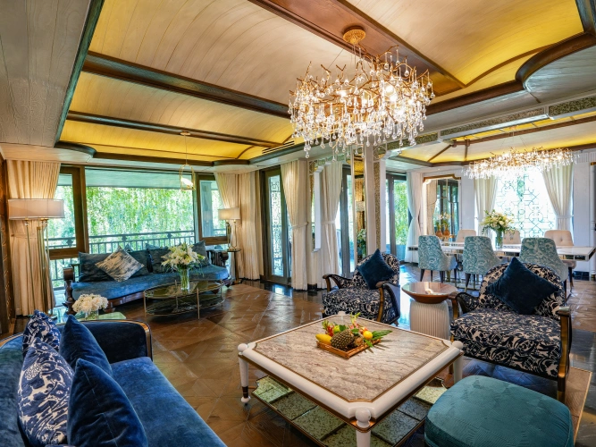 Presidential Double Suite with balcony