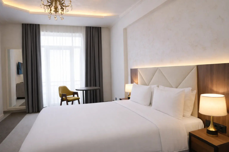 Premium Suite with balcony and with view