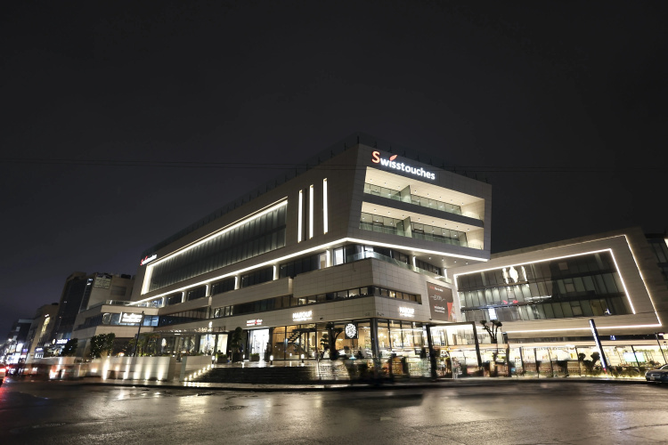 Swisstouches Amman Hotel