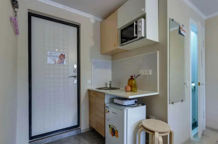 Sovremennaya Studiya Ryadom S Atakentom Flat