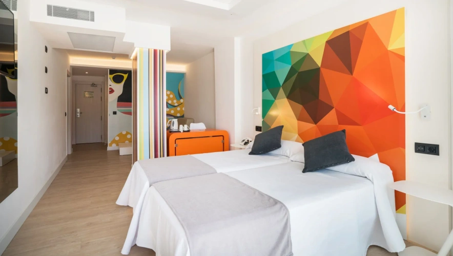 Superior Double room with balcony and with pool view