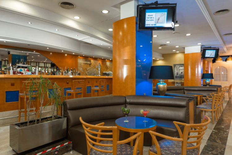 Hotel 4R Gran Regina