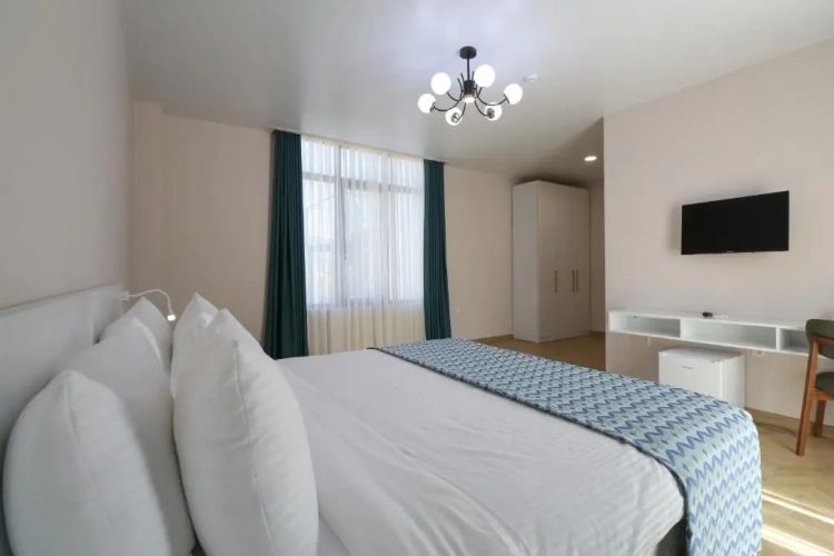 Triple room with balcony and with view