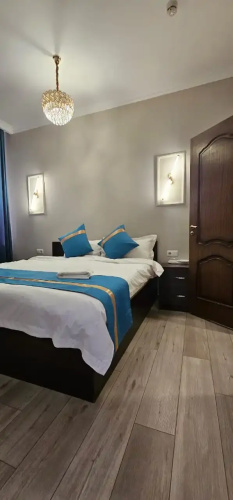 Hotel City