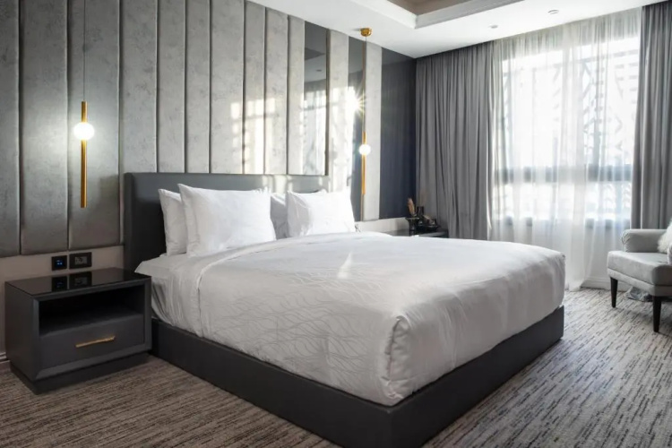 Triumph Luxury Hotel