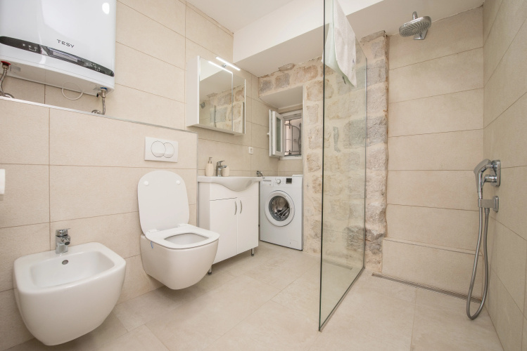 Djurisic Guest House