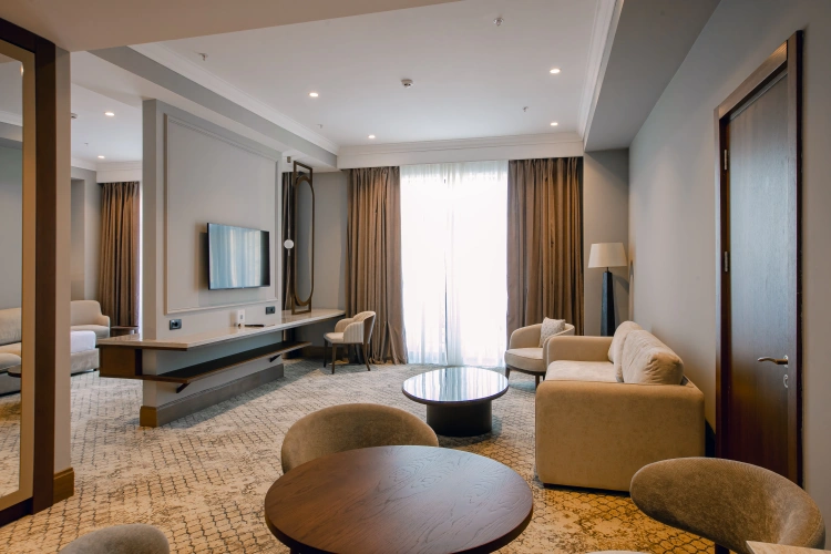Corner Double Suite with balcony