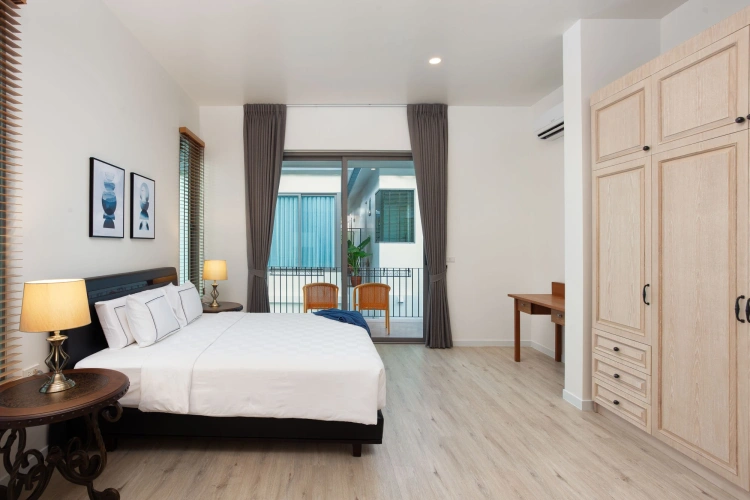 1 Bedroom Double Penthouse with Jacuzzi with balcony and seafront