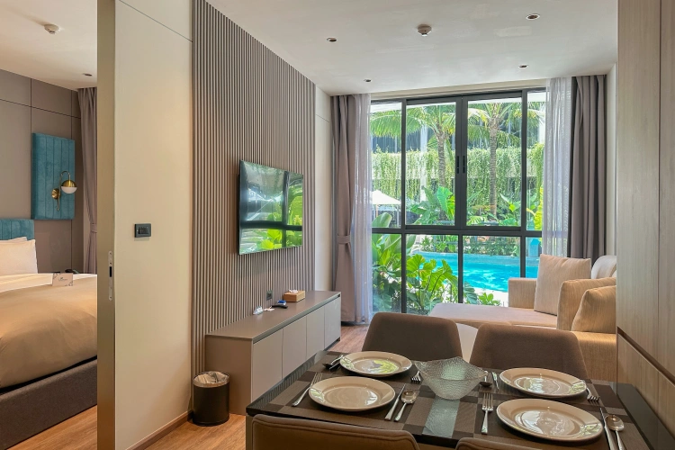 Pool Access Double La Green Junior Suite with balcony