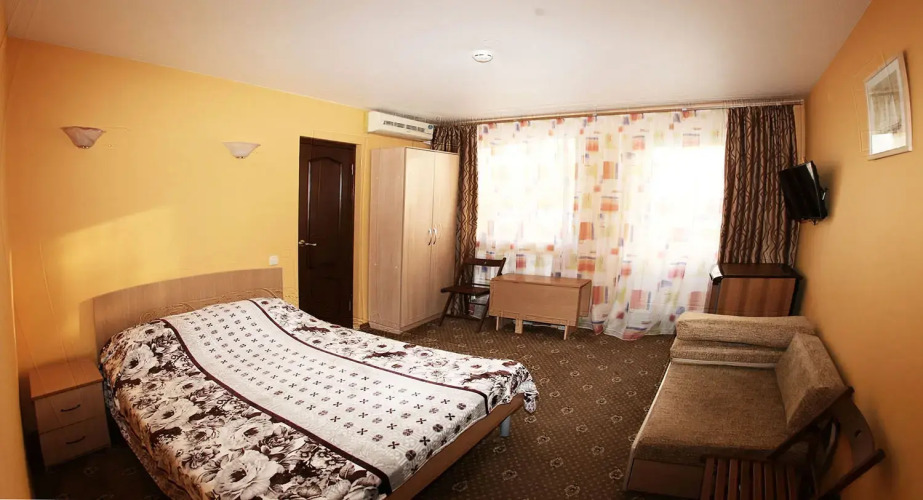 Фотография номера мини отеля Изумрудный