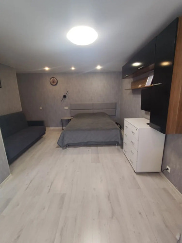 Фотография номера квартиры Квартира с балконом с WiFi и кондиционером в центре города на 3 этаже