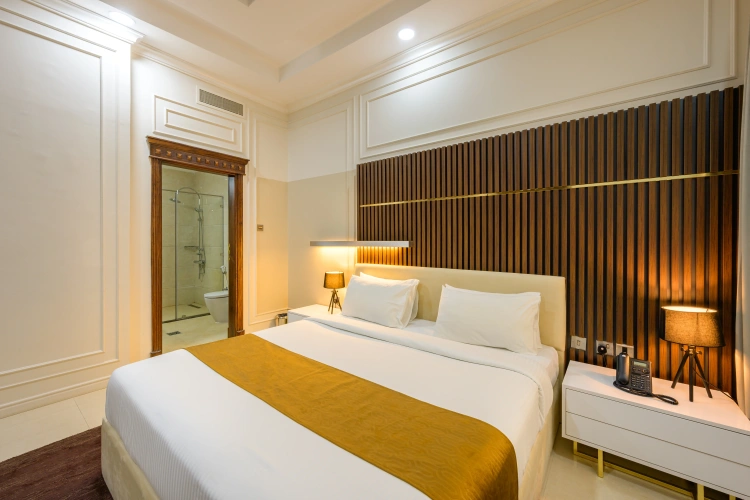 Queen Double Suite