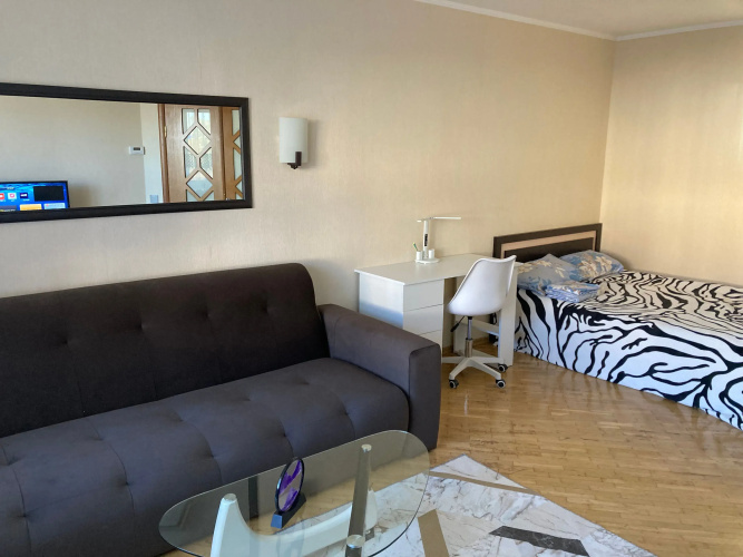 Uyut Flat