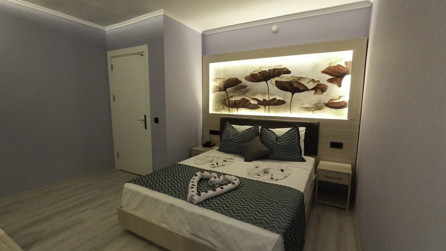 Suite with balcony and with view