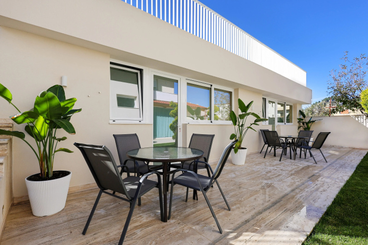 Luxury Mimani 2 Apartments