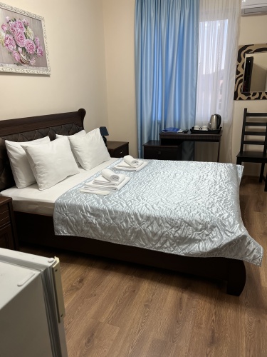 Deluxe No.10 Double room with city view