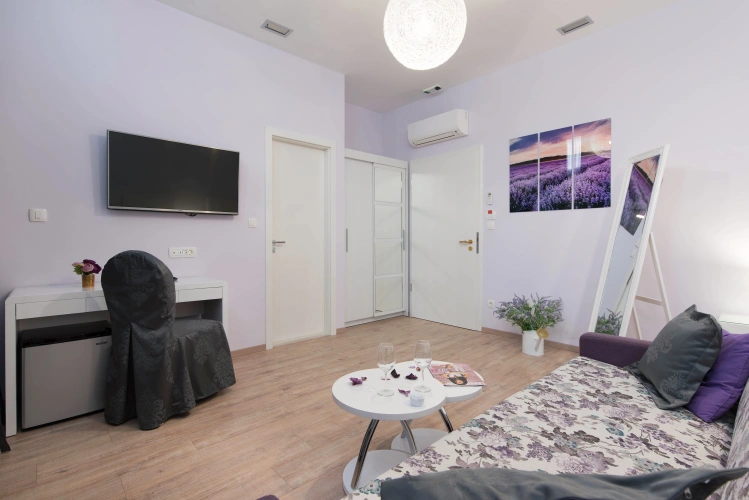 Deluxe Triple room