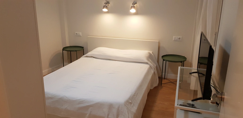 2 Bedrooms Apartment with balcony and with view