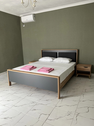 Uyutnye U Morya Apartments
