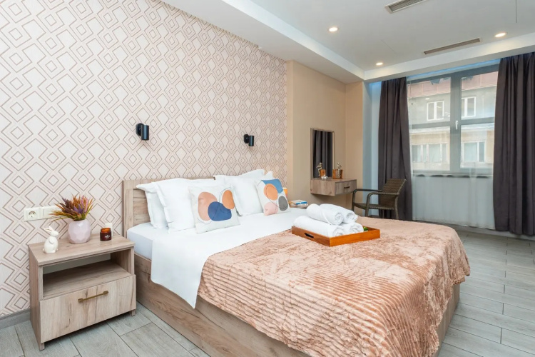 On Koghbatsi Street 16-5 Apartments
