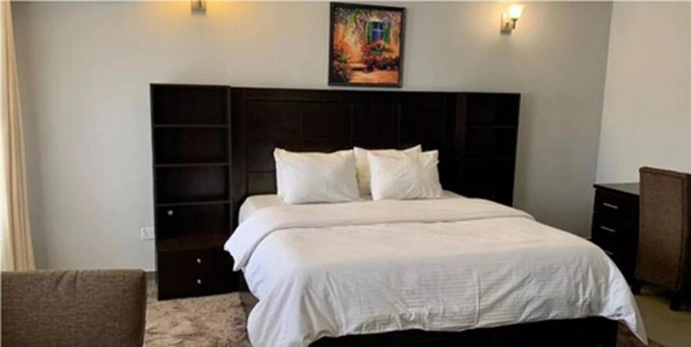 4 Bedrooms Apartment with balcony and with view