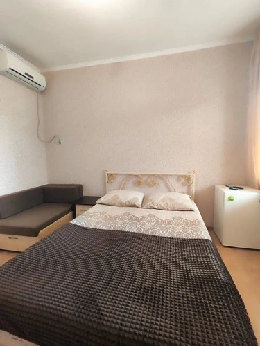 Standard room with balcony and with courtyard view