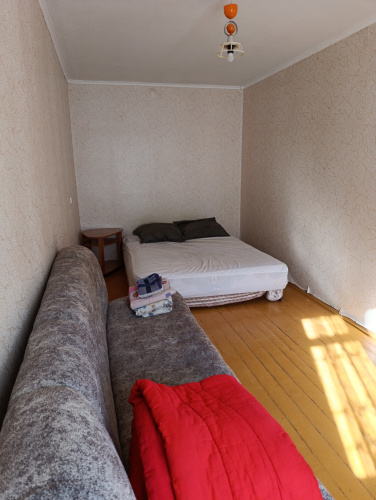 Na Ploshadi Pobedy Flat