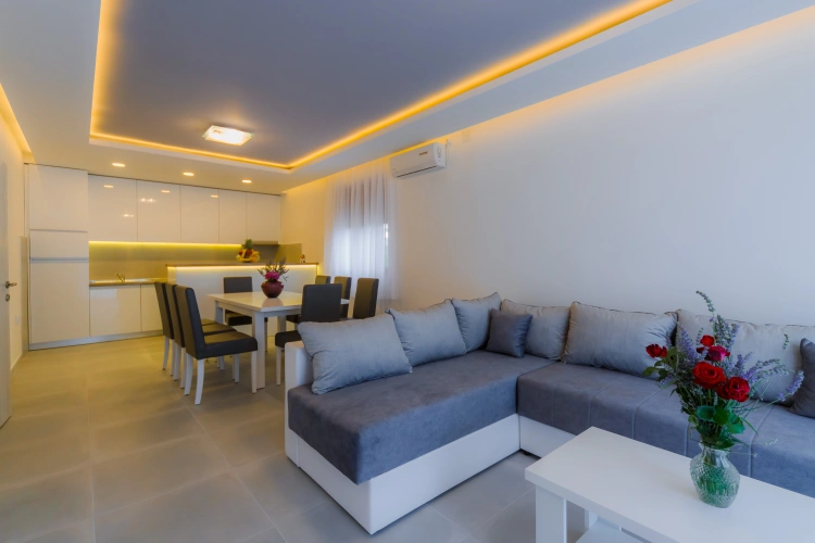 3 Bedrooms Premium Apartment with balcony and with view