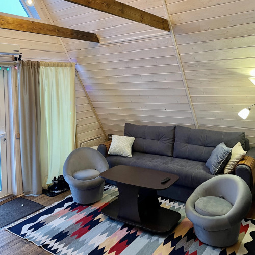 Фотография номера Коттеджа Частный дом Моисеевичи life