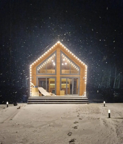 Фотография номера Коттеджа Дом с Камином и Панорамными Окнами