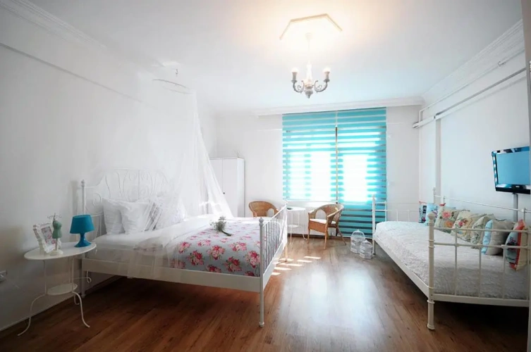 Standard Triple room with balcony