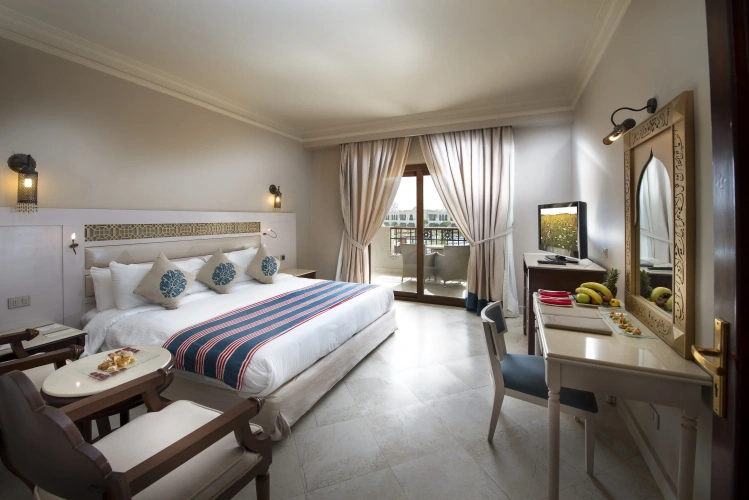 Family Quadruple Suite with balcony
