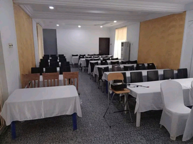 Gold Rush Suites Uyo Hotel