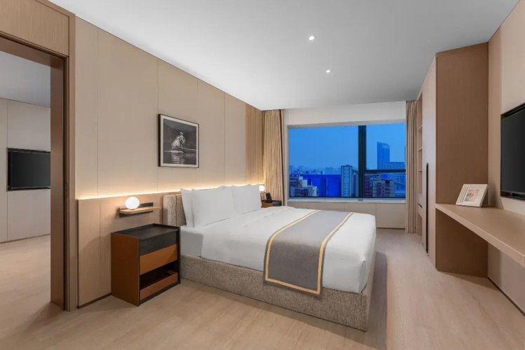2 Bedrooms Superior Apartment with city view