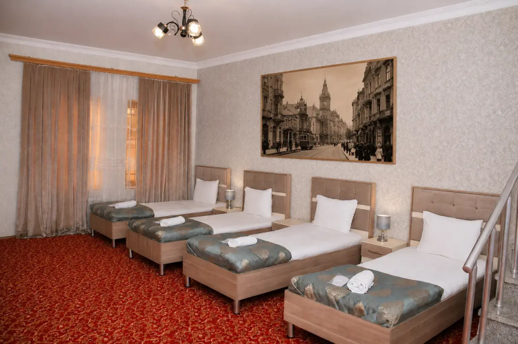Standard Quadruple room