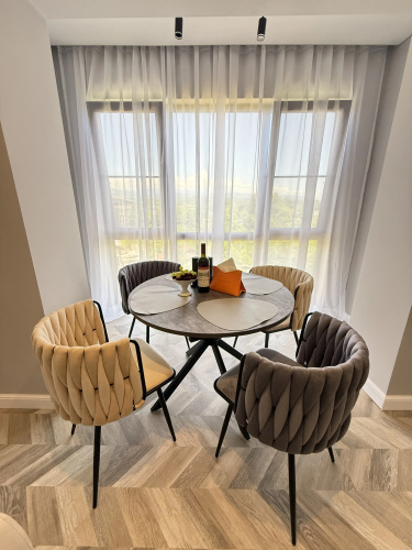 Na Beregu Morya Amra Loft Flat